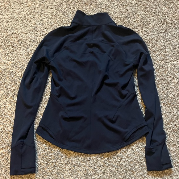 Lululemon InStill Jacket - Picture 6 of 7